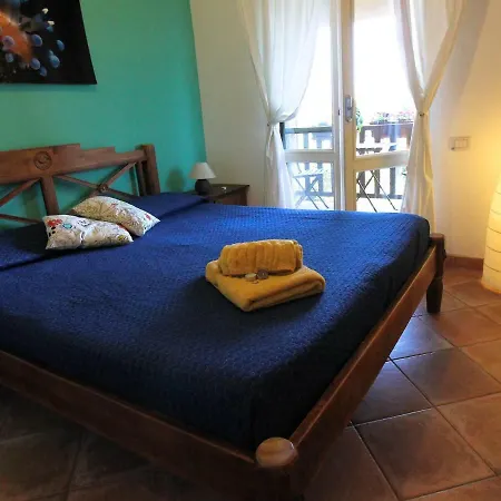 Mrcaruba Bed & Breakfast *
